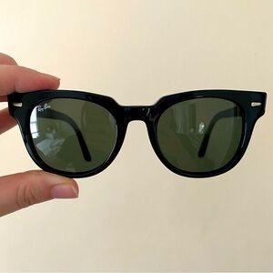 Ray-Ban Meteor Sunglasses